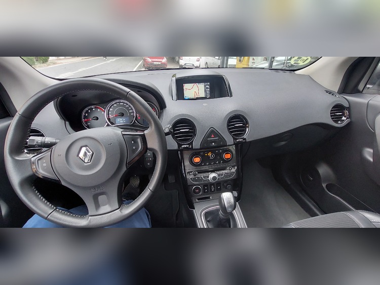 Renault Koleos 4X4 150CV foto 3