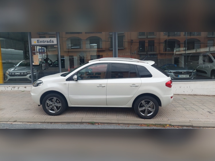 Renault Koleos 4X4 150CV foto 2