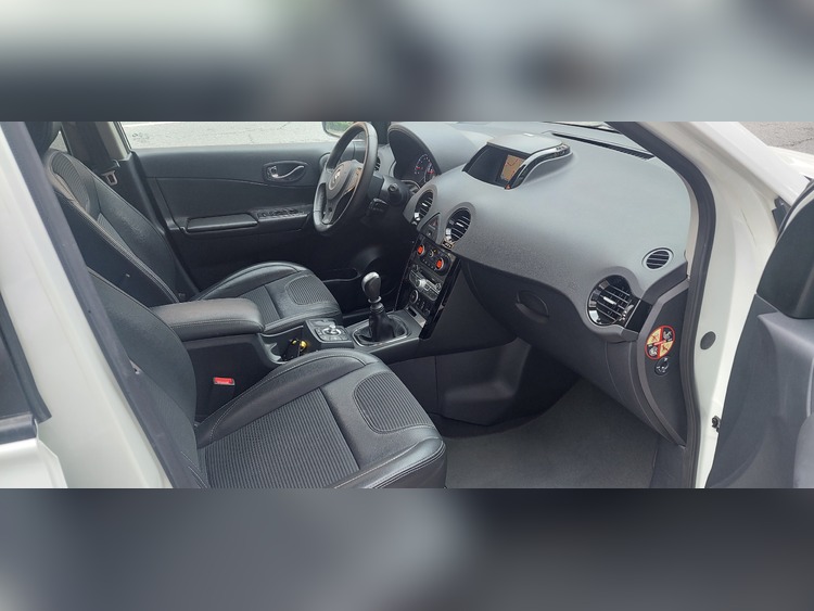 Renault Koleos 4X4 150CV foto 10
