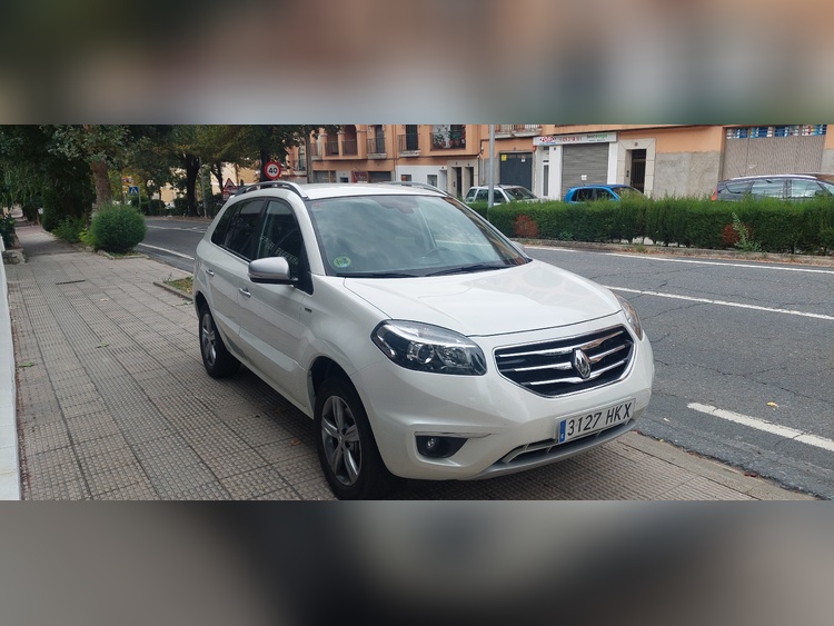 Renault Koleos 4X4 150CV foto 11