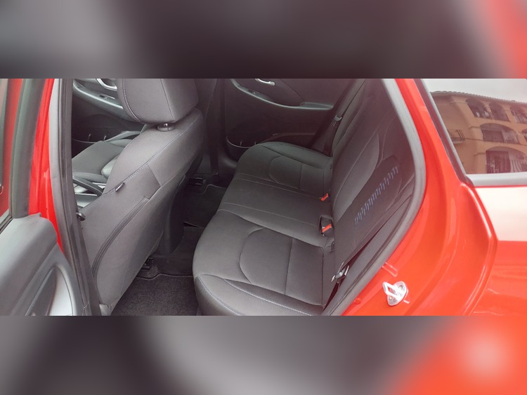 Hyundai i30  foto 8