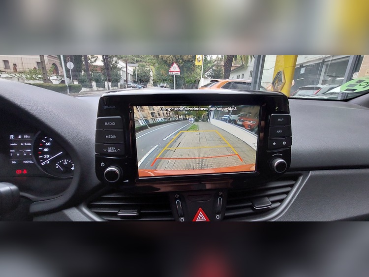 Hyundai i30  foto 14