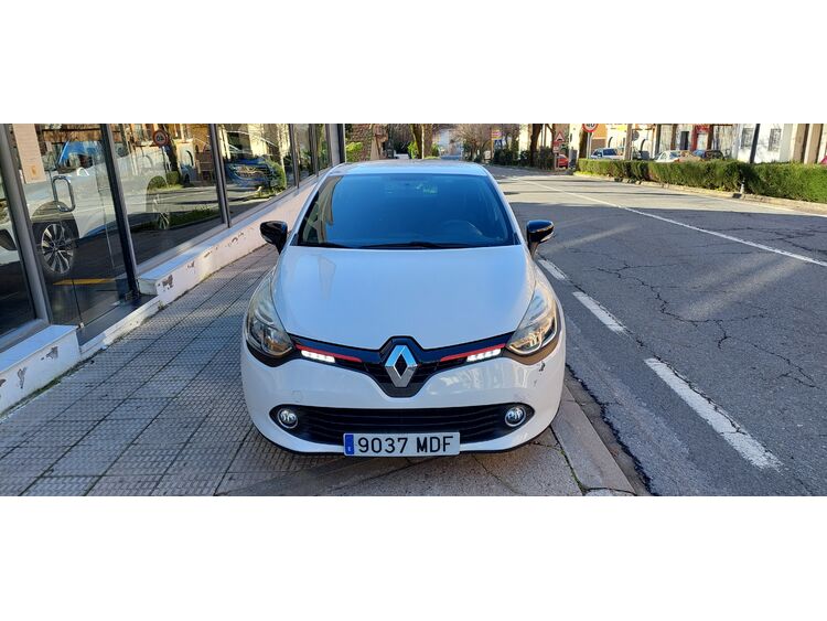Renault Clio 1.2 TCE 120CV AUTOMA foto 3