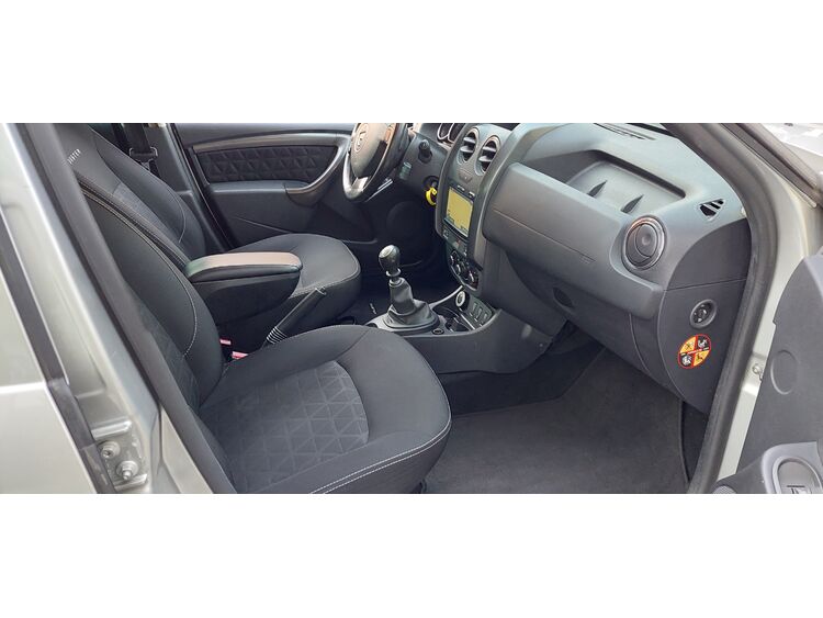 Dacia Duster 4x4 dci foto 7