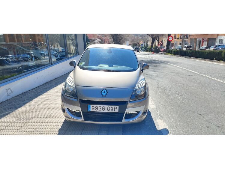 Renault Scenic 1.5 DCI 105CV foto 12