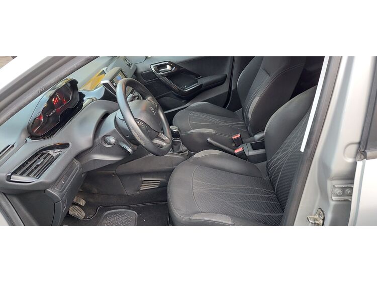 Peugeot 208 1.2 ACTIVE foto 9