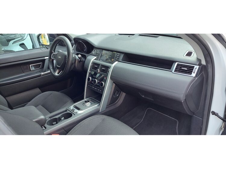 Land Rover Discovery Sport 180CV AUTO foto 8